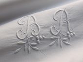 Pair of lovely vintage linen  pillow shams