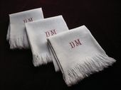 Damask guest hand towels