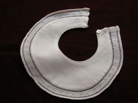 Vintage baby's  bib
