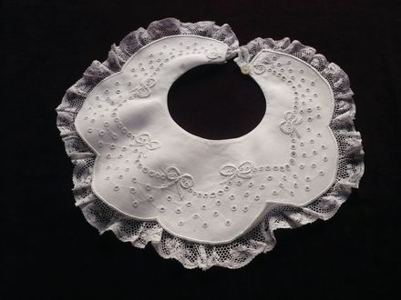 Vintage baby's  bib
