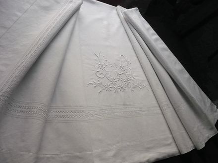 antique  sheet and pillow sham set