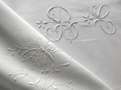 luxury embroidered linen bed set