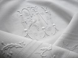 luxury sheets French embroidery