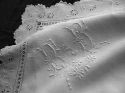 fine linen embroidered pillowcases