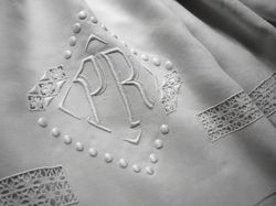luxury queen sheets embroidery monogram AM