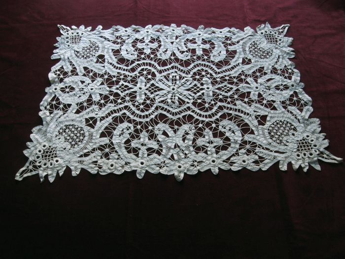 Antique lace table center