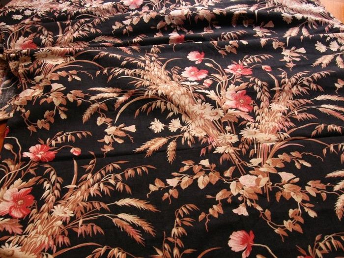19th century cotton fabric,motif: pink flowers