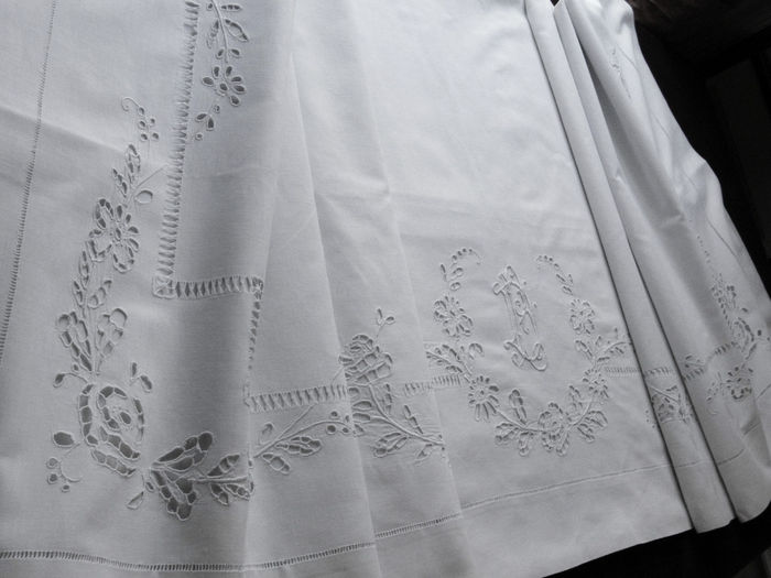French antique linen sheet, monogram: PD