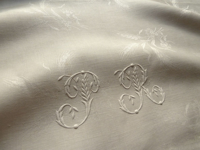 immense damask banqet tablecloth monogrammed PR 