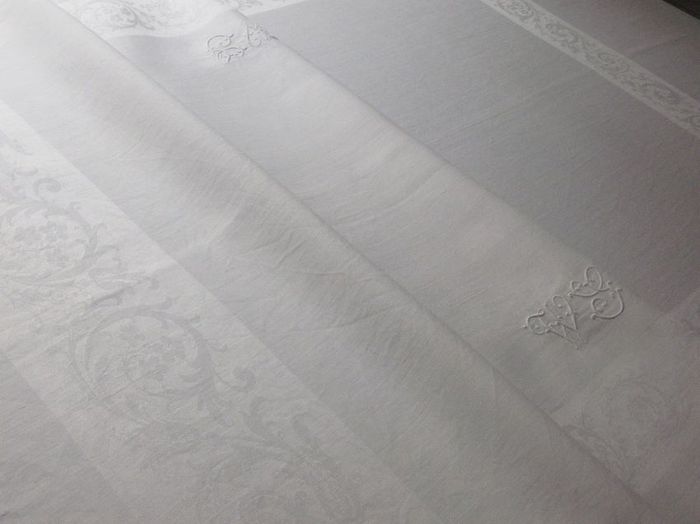 French antique banquet table service, monogram: wg