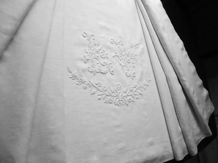 White linen sheet, Monogram LV