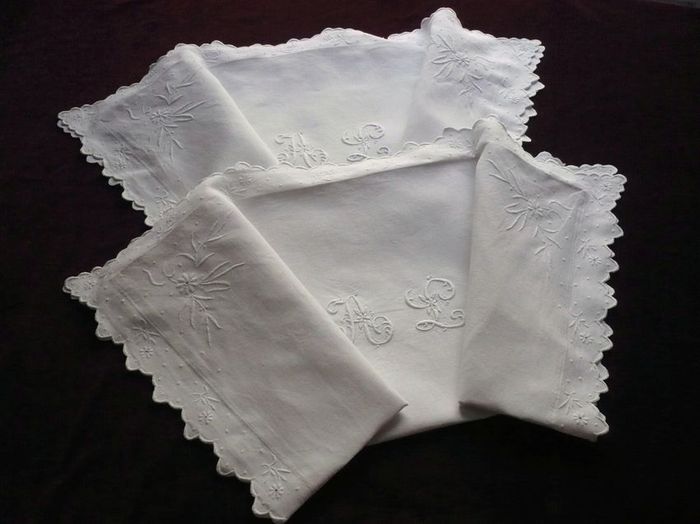 pair of linen pillow shams, monogram AL