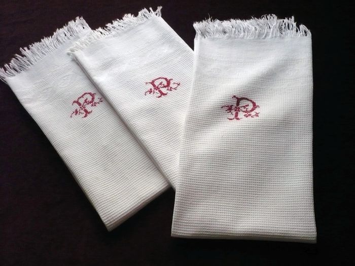 3 cotton antique guest hand towels, monogram p