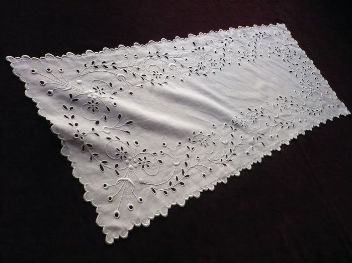 Preety antique embroidered table runner