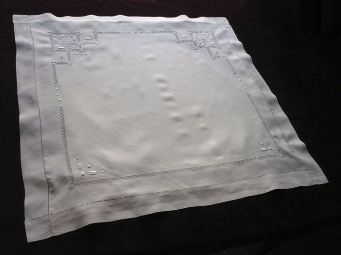 Luxurious pair of antique linen pillow shams, embroidery