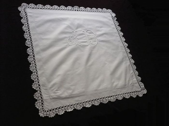 Vintage pillow sham, monogram: JD
