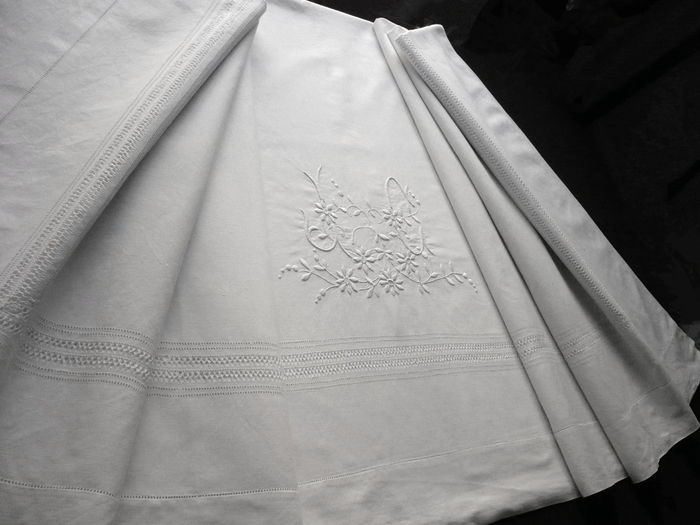 Monogrammed sheet and pillow sham, monogram:JC